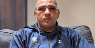 Alex Pereira gây sốc khi nói sợ quay lại thi đấu: Tranh cãi UFC Freedom 250 khiến anh hoài nghi