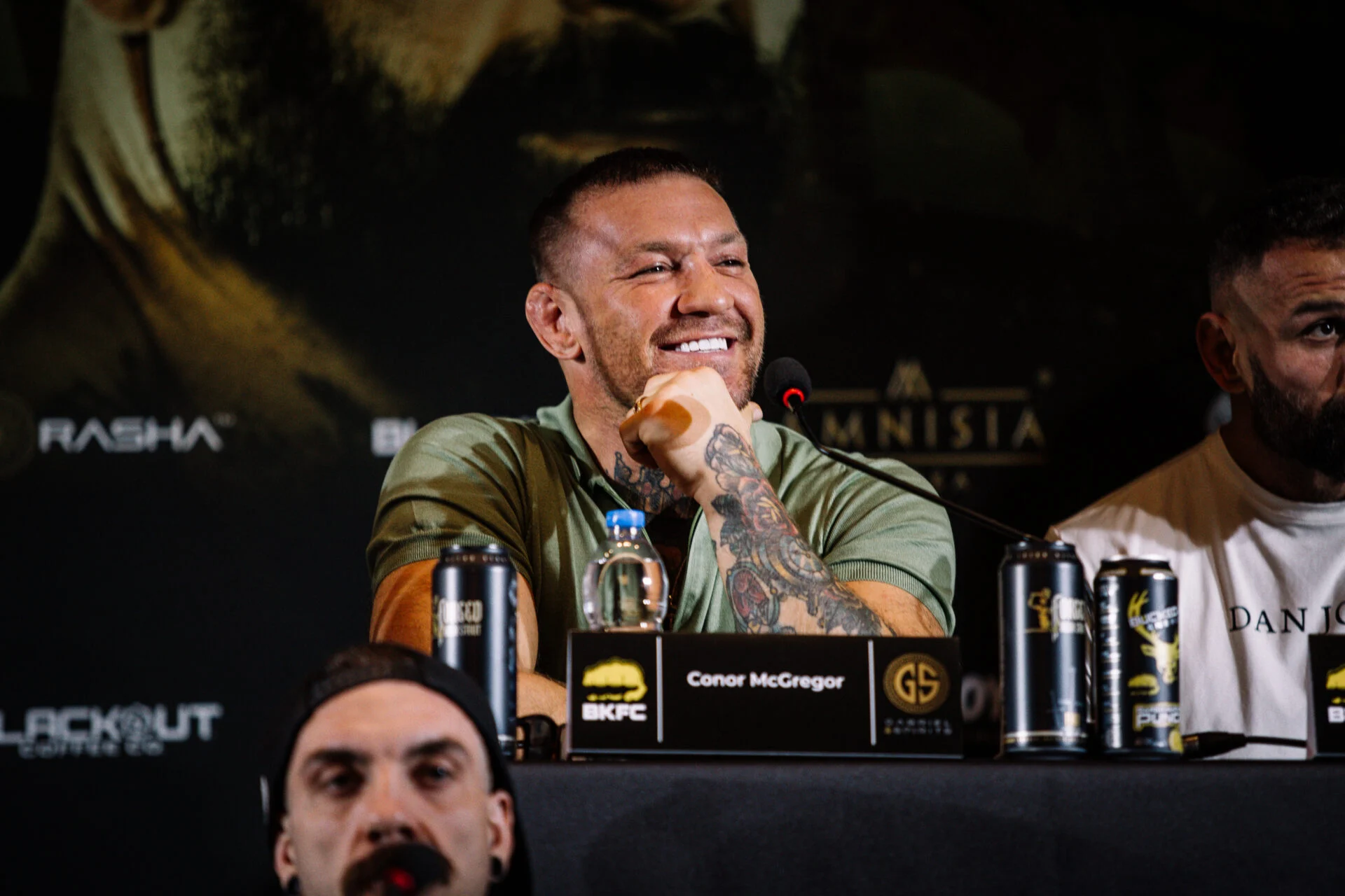 Darren Till cảnh báo Conor McGregor về yếu tố then chốt có thể khiến anh bị tổn thương tại UFC 329